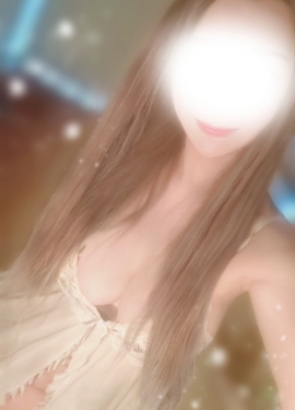 Pure White (ピュアホワイト) 椎名　みな