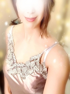 Pure White (ピュアホワイト) 佐伯　のぞみ