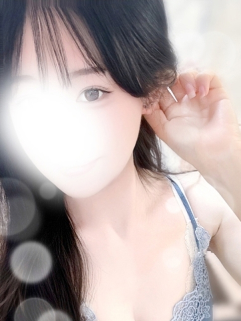 Pure White (ピュアホワイト) 白石　あかね