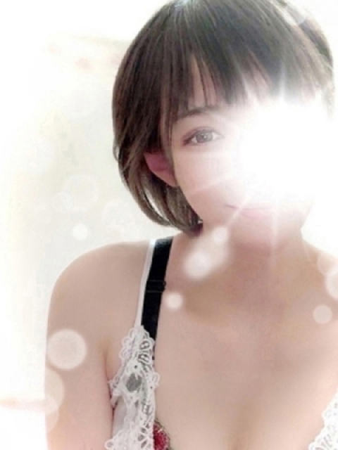 Pure White (ピュアホワイト) 吉沢 しほ