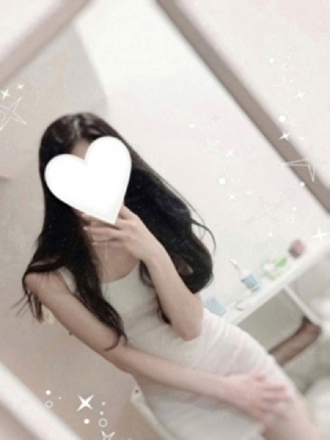 Pure White (ピュアホワイト) 山下 美麗