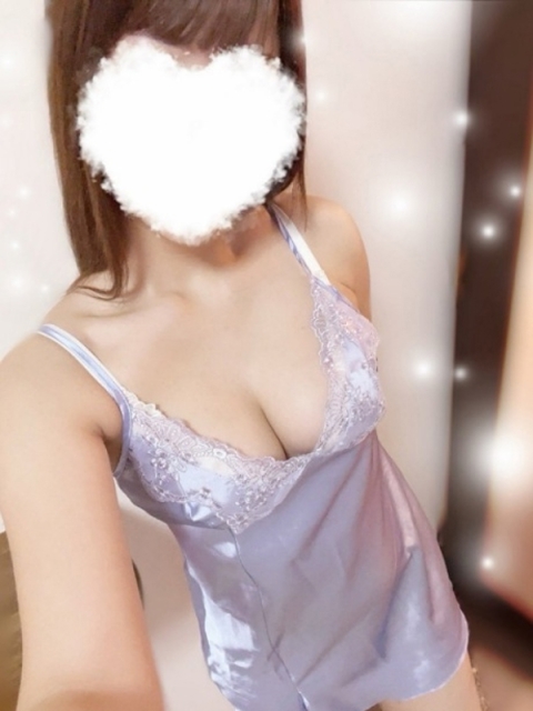 Pure White (ピュアホワイト) 佐々木　みゆう